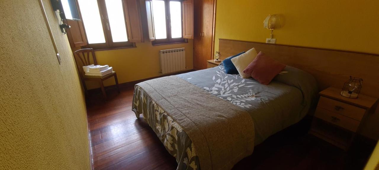 Taberna De Tresviso Hotel Bagian luar foto